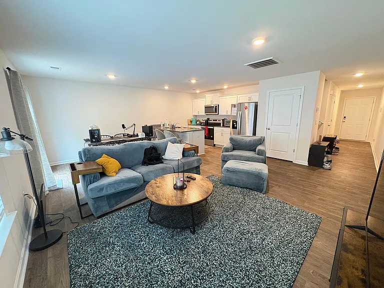 109 Oakmont Valley Trl — Photo 6