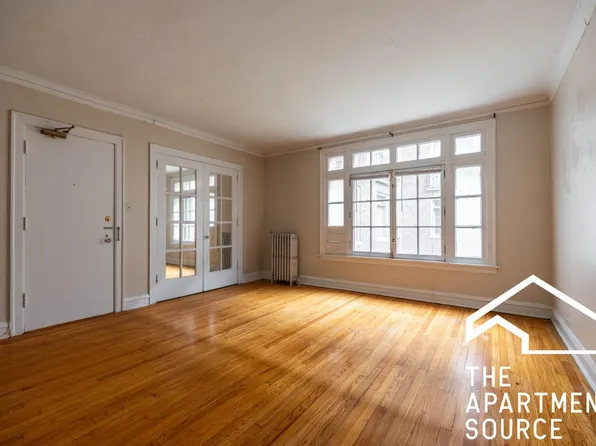 911 Elmwood Ave, Evanston, IL