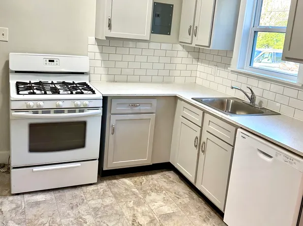 114 E Tally Ct, Mobile, AL 36606