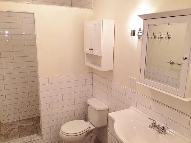 3 bed, 700 sqft, $3,500 — Photo 2
