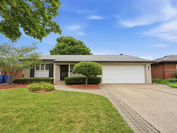 4427 Burssens Dr, Warren, MI 48092