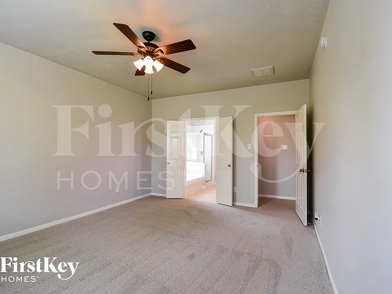 10803 Gold Finch Rd — Photo 8