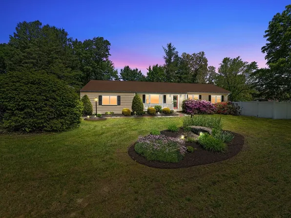 1 Redgate Ln, Holden, MA 01520