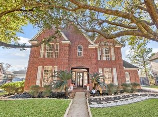 8411 Rockford Hall Dr, Spring, TX 77379