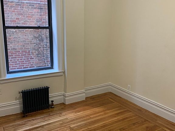 5th image of 536 W 111th St APT 3