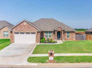 4101 Lambeth St, Mustang, OK 73064