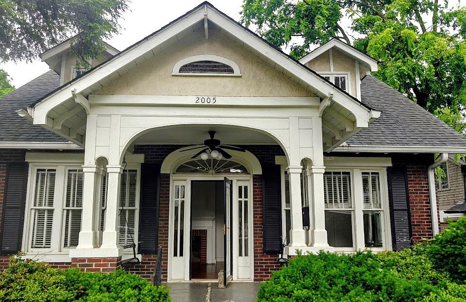 1st image of 2005 18th Ave S #A