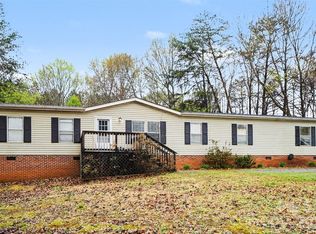 1047 Galway Ln, Clover, SC 29710