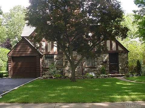 2nd image of 10 Wyatt Rd