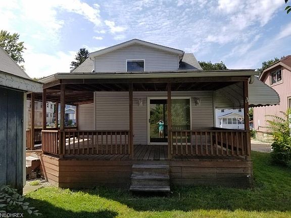 5th image of 741 N Way St