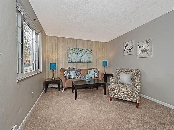 2nd image of 8005 Thon Dr