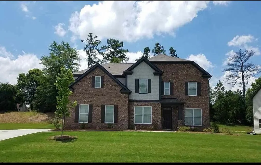 117 Fountain Oak photo 1