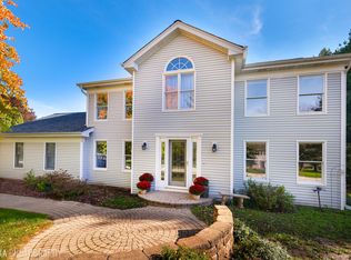 1305 Acorn Dr, Dundee, IL 60118