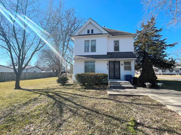 421 N Monroe St, Brookfield, MO 64628