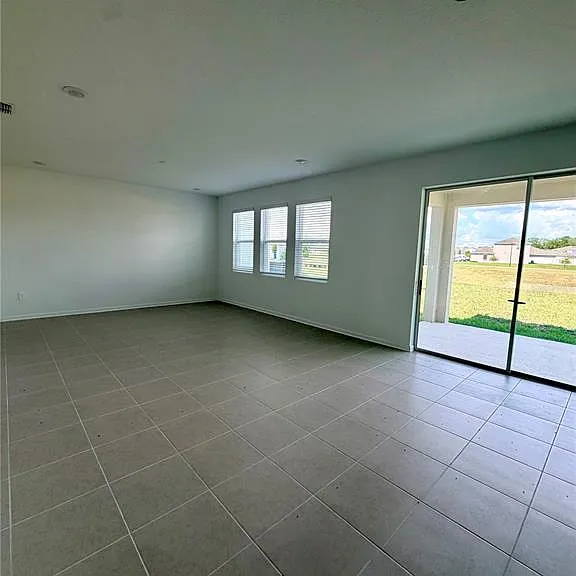 7436 Capstone Dr — Photo 7
