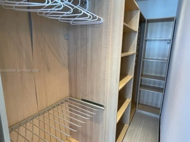 5313 Collins Ave #1004 — Photo 9