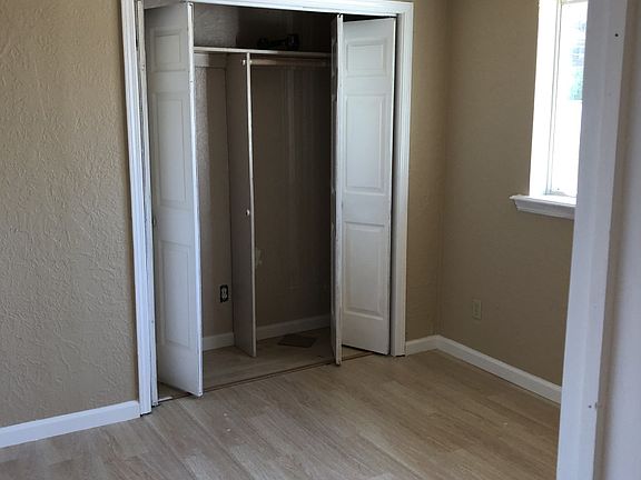 5th image of 12462 Summers St APT 3