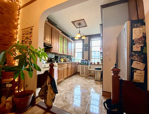 Rented by Native Real Estate LLC | media 23