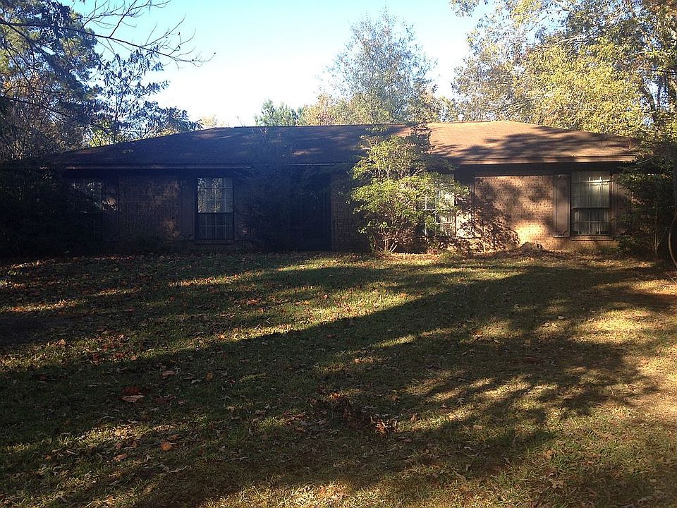 2nd image of 1151 Curtis Ln