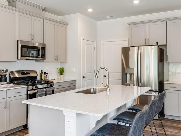 2217 Titanium Rock Rd, Durham, NC 27704