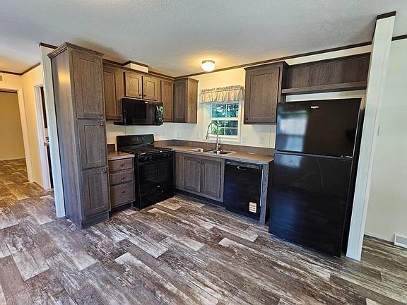 3rd image of 5969 Middle Rd Lot 35