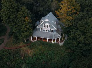 8831 S Indian Hills Rd, Montague, MI 49437