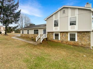 3609 Charlotte Dr, Rex, GA 30273