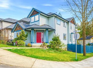 23800 Kanaka Way, Maple Ridge, BC V2W1E5