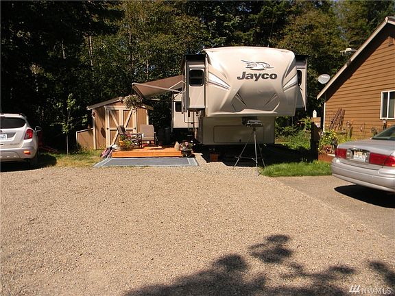 4th image of 17028 153rd Ave SE