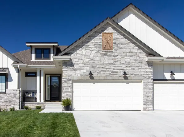 9009 S 32nd St, Lincoln, NE 68516
