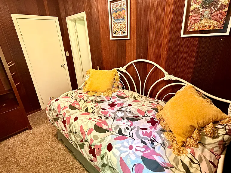 Bedroom #3 with twin trundle bed and attached bathroom