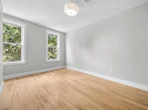 27 Monaco Place image 6 of 14