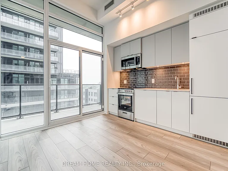 285 Dufferin St #705 — Photo 18