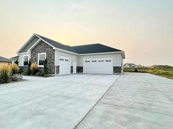 5th image of 5145 Pevero Dr