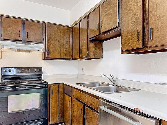 4th image of 3944 Crayrich Cir #3944