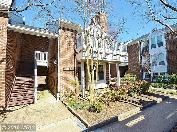 5th image of 2616G S Arlington Mill Dr #7