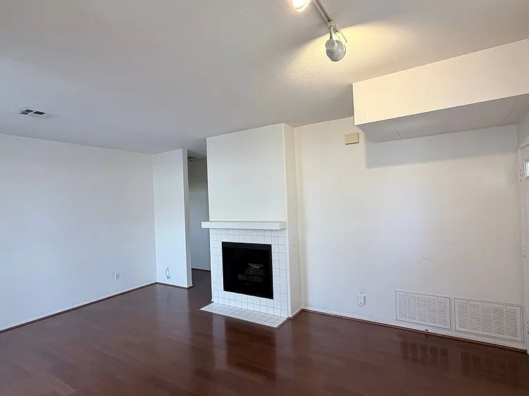 10878 Sabre Hill Dr #291 — Photo 2