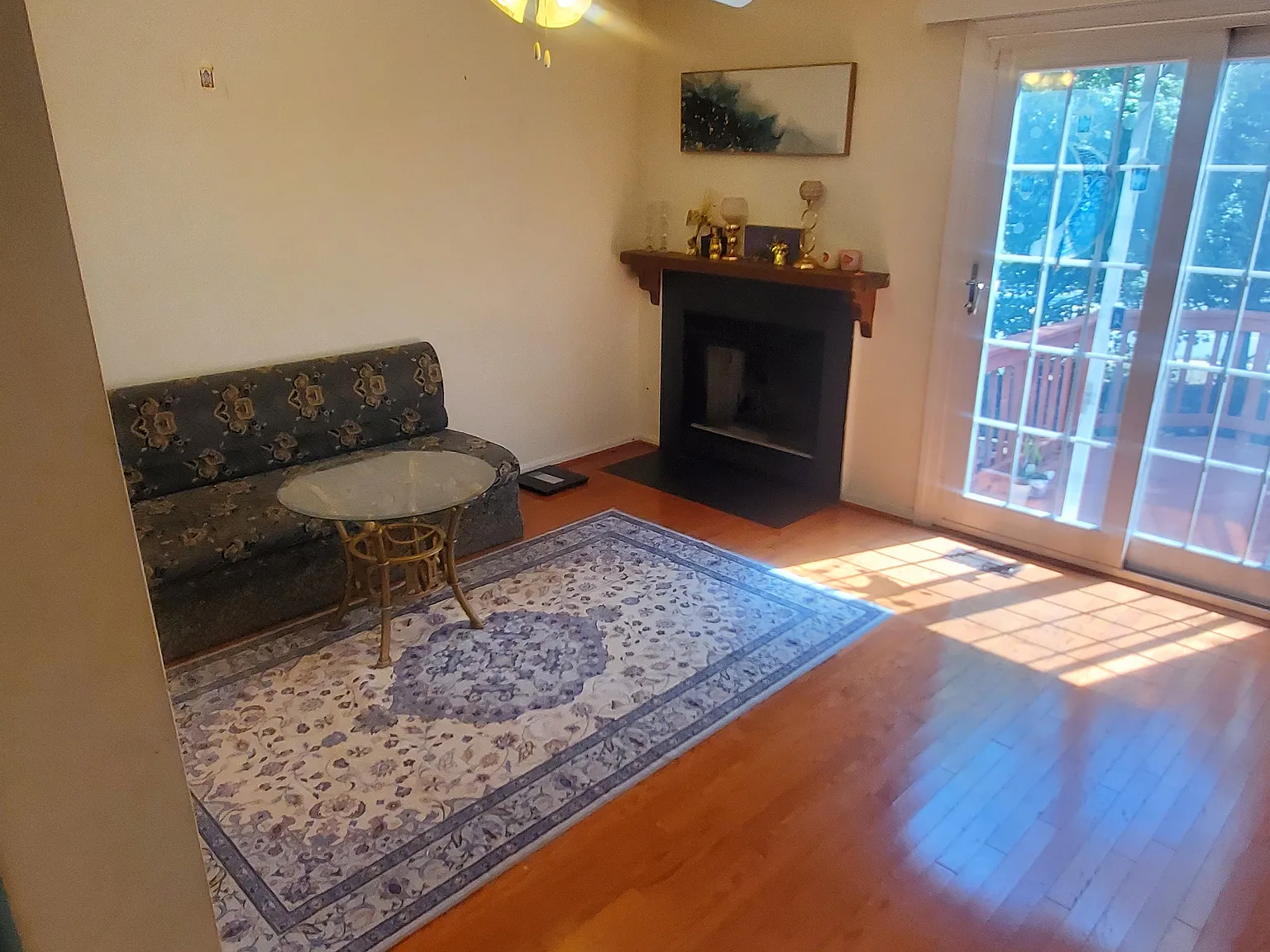 3 bed, 2062 sqft, $2,950 — Photo 2