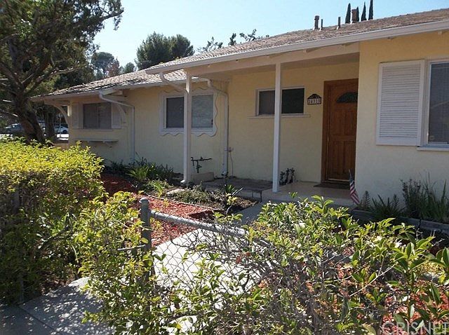 1st image of 24315 Kittridge St