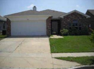 6412 Bay Lake Dr, Fort Worth, TX 76179