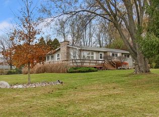 N2640 Woodlane Rd, Lake Geneva, WI 53147