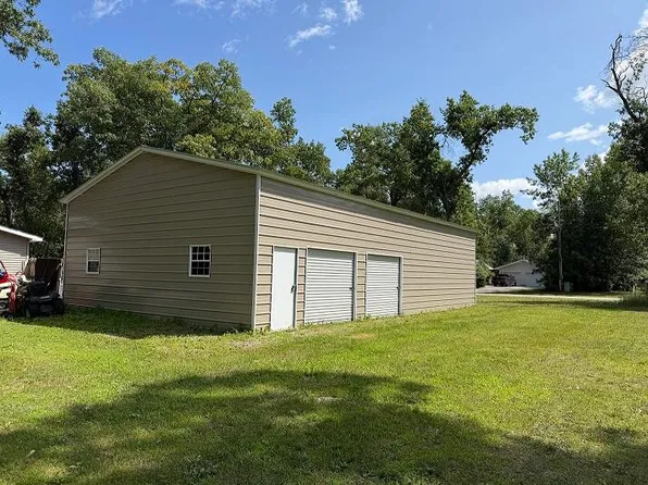 6730 Mona St, Indian River, MI 49749