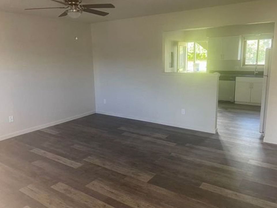 1st image of 2037 35th Ave #8