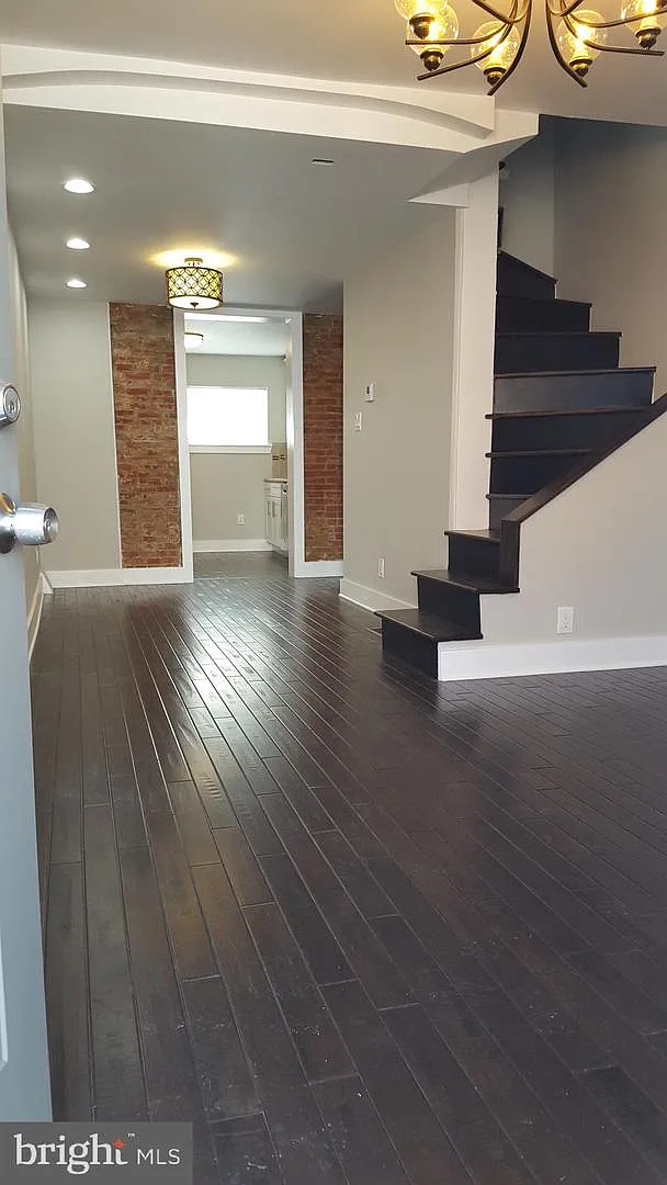 436 Cross St photo 1