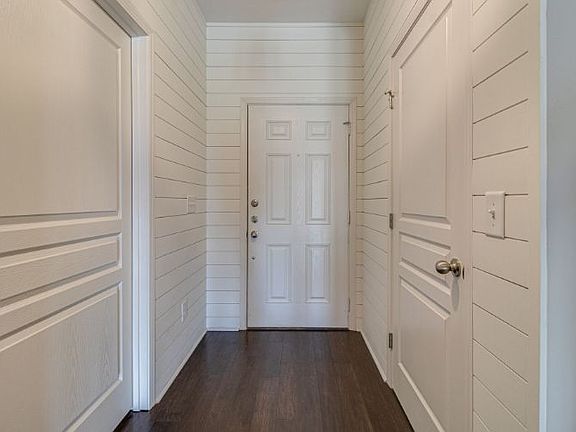3rd image of 57 Brookwood Ln