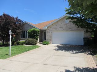 341 Kromray Rd, Lemont, IL 60439