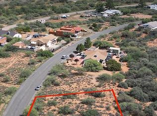 19531 E Ironwood Dr, Mayer, AZ 86333