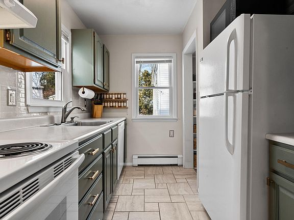 4th image of 2054 McKinley Ave