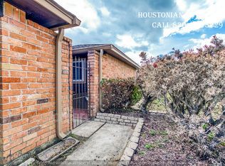 9922 Rustic Gate Rd, La Porte, TX 77571