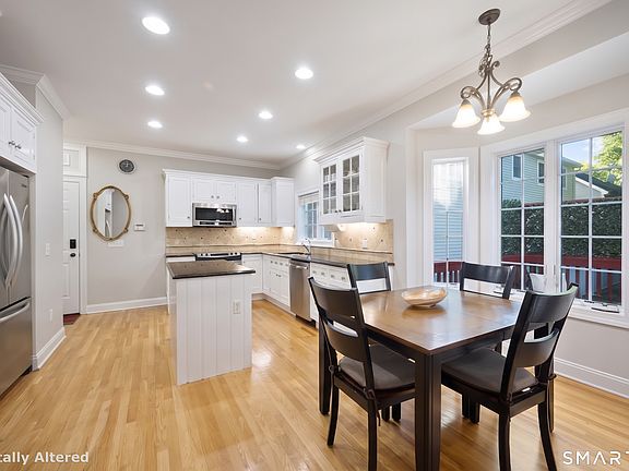 4th image of 12 Crowne Pond Lane #12
